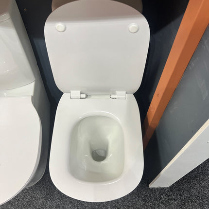 Ideal Standard Close Coupled Toilet With Aquablade Technology And Soft Close Seat Toilet Ideal Standard 